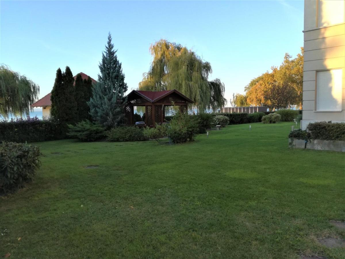 Bella Golden Beach Siófok Eksteriør bilde