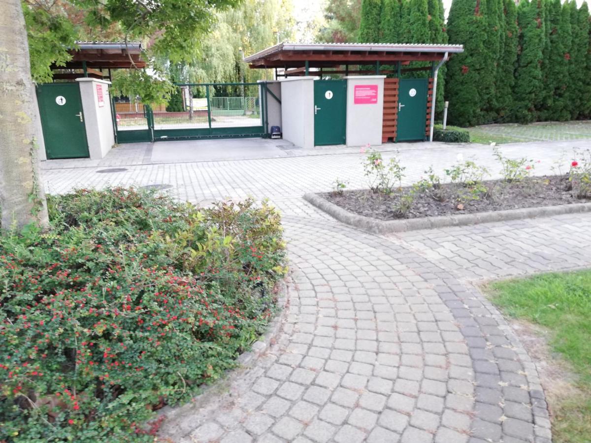 Bella Golden Beach Siófok Eksteriør bilde
