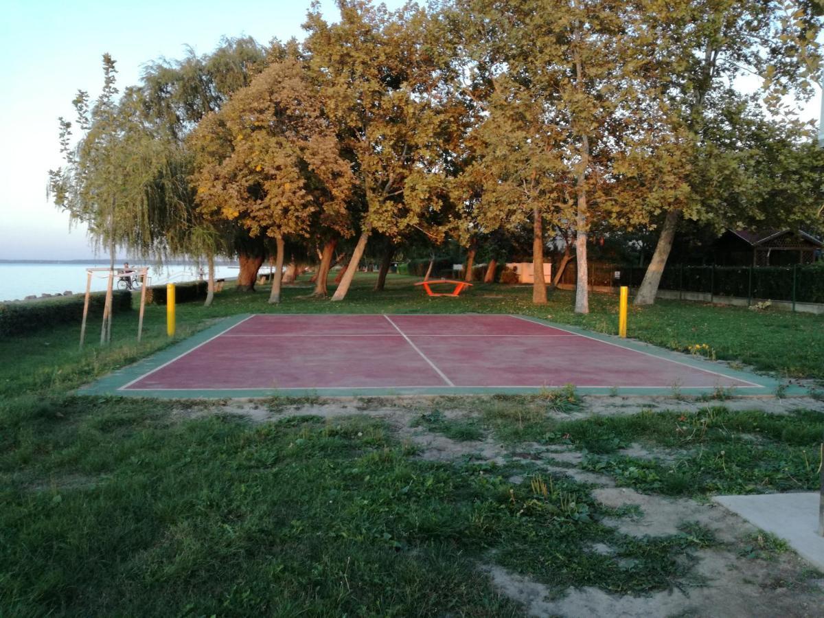 Bella Golden Beach Siófok Eksteriør bilde