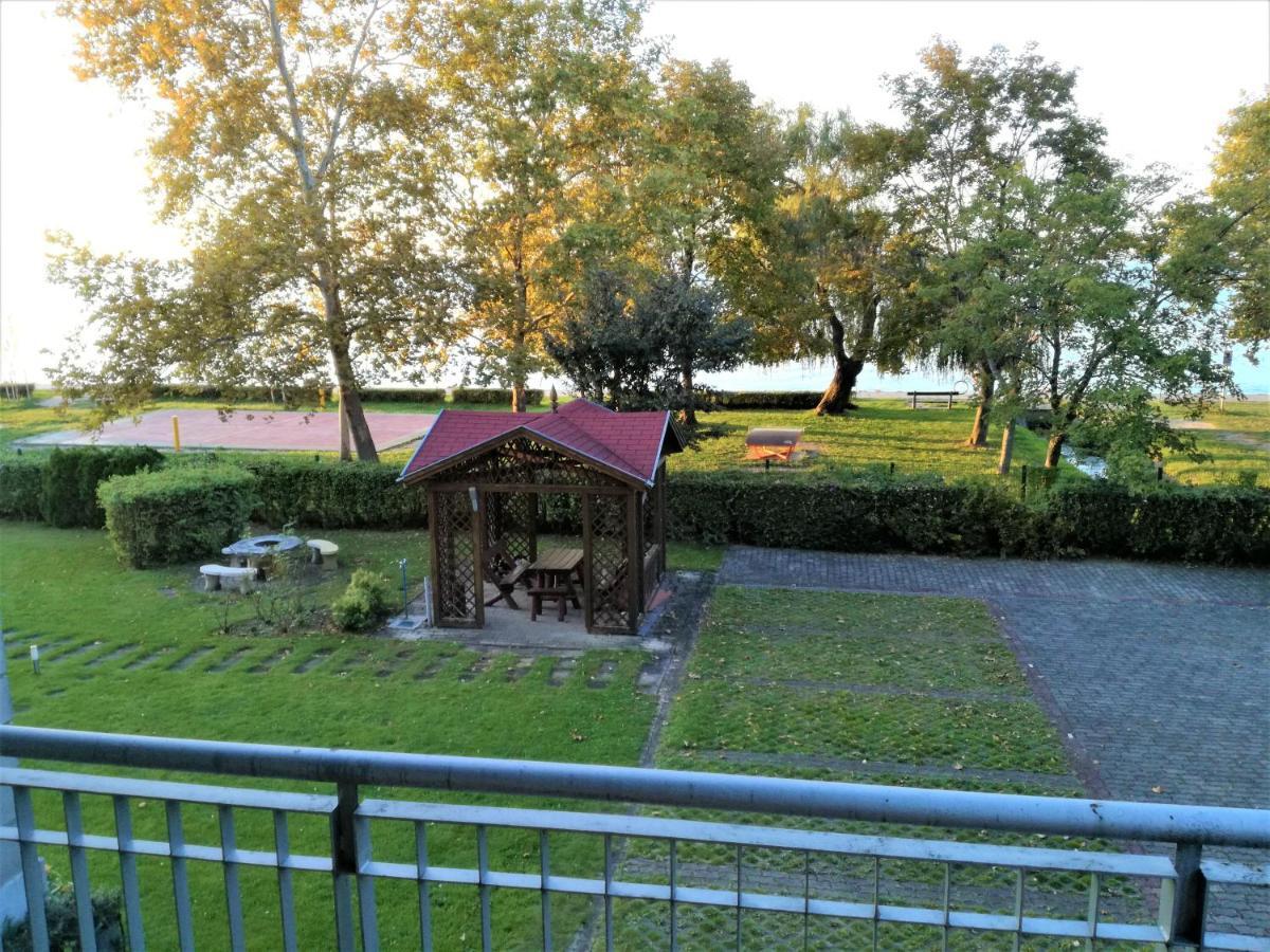 Bella Golden Beach Siófok Eksteriør bilde